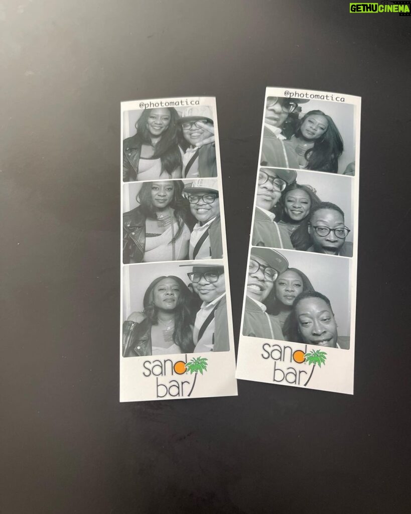 Alicia Garza Instagram - A few days on the West Coast … gave a talk in Colorado, hopped over to the Bay where I got to give a talk at @solidarity_ccsf and spend some quality time with my loved ones, recorded some new episodes of @ladydonttakenopod, then to Los Angeles to be reminded of the power of sisterhood. My good sis @angelarye gave me quite a few important words, but most importantly, that word about how we use our time and what we invite in based on how we use our time. This week I spent my time strengthening old bonds, caring for a few that were in repair, and building new bonds. In doing so, I’m inviting abundance, connection, clarity and forgiveness. Ready.