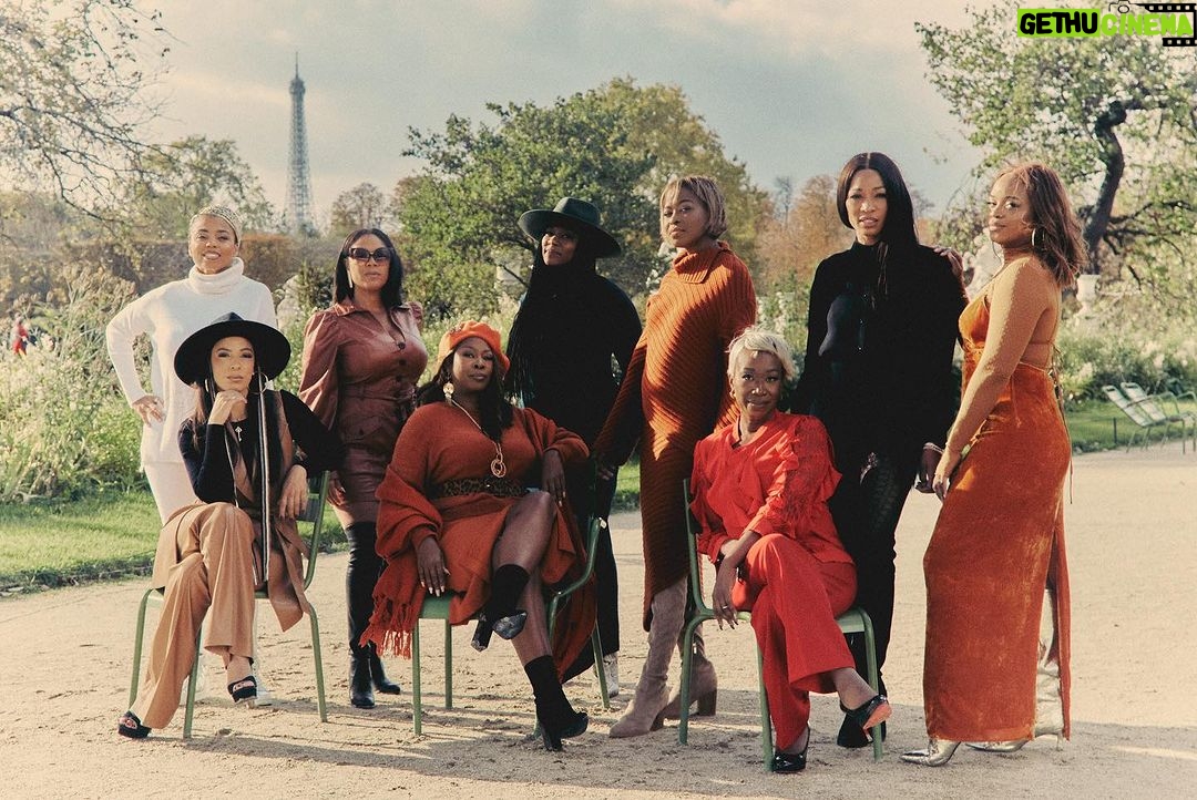 Alicia Garza Instagram - When Black women are gathered, magic appears. #MachetesInParis