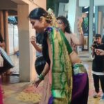 Alika Nair Instagram - Ganpati bappa ke visarjan ka Dhol .... bappa ki vidayi ..... Agle baras jaldi aana bappa. @max.sudan.9999 @yachnanair @ankitshah_ @akshikanair @sachinkekulwar @viamrshkekulwar @anindita452 @jiya_rao_8 @akkinathsisodiya @abhishek_soni321 @ishalusoni and her Family.... @sahilsethi0003 @kaushikirathoreofficial @monniekachowdhuryofficial @madhavilawre @jack_himanshu @srishtea.arora @nisar @mansinisar @mr.rajneeshchoudhary @munir0316 @sachinchoubeyofficial @arandita ma'am