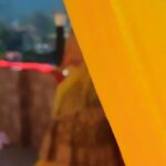 Alika Nair Instagram - Jodi Kya He Khatarnak Thi Humari !!!! #sanak #sanki Kya hume naachne ka shauk tha ? Usey nachaana aata tha !!!! #badshah #grooves #jodikyahekhatarnakhaihamari🥰😍 #trending #suttlegirl #harharmahadev 🙏 #shivhai