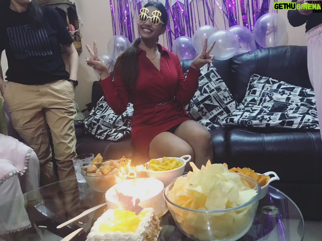 Alika Nair Instagram - Birthday ๐ #latepost Birthday Bash ( Surprised ) as I was unwell.... Spent well #thankyou all #birthdaygirl #birthdaywishes #home #birthdaycake @akshikanair @viamrshkekulwar @sachinkekulwar @yachnanair @max.sudan.9999 @ankitshah_ & Ashima nair @sahilsethi0003 @arindam.banerjee @jack_himanshu & (Srushti) Noorie Aradhna Maa & Komal Sir Nishant ji ..... #life #stayhealthy #staystrong #staypositive #staymotivated #stayfit #stayfocused @instagram @agnivayu2021 @agnivayu_fanpage @sufiyana_pyaar_mera @mitegilakshmanrekha__vishan @smok.actress @alika_nair_official @harasindoor_vani_alika_fanpage @parshuram_mandodari_alika_fan @harshakhparullubaithahai @colorstv @atrangiitvandapp @kaisa_hai_ye_rishta_anjana @dangal_tv_channel Mumbai, Maharashtra