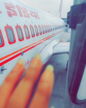 Alika Nair Instagram - Flying back ...... Feeling better
All well now ..... Recovering.... 
Back to Bay (Mumbai) 

#life 
#stayhealthy 
#staystrong 
#staypositive 
#staymotivated 
#stayfit 
#stayfocused 
@instagram 
@agnivayu2021 
@agnivayu_fanpage 
@sufiyana_pyaar_mera 
@mitegilakshmanrekha__vishan 
@smok.actress 
@alika_nair_official 
@harasindoor_vani_alika_fanpage @parshuram_mandodari_alika_fan @harshakhparullubaithahai @colorstv @atrangiitvandapp @kaisa_hai_ye_rishta_anjana @dangal_tv_channel