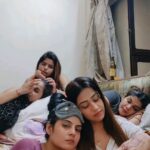 Alika Nair Instagram - Haste Raho ! Khush Raho ! 🤗😊😀🥰 @jiya_rao_8 @komal.shrivastava25 Mumbai, Maharashtra