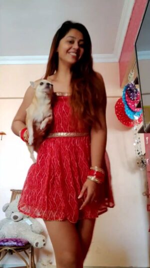 Alika Nair Instagram - @google091019 #karwachuthspecial #grooving