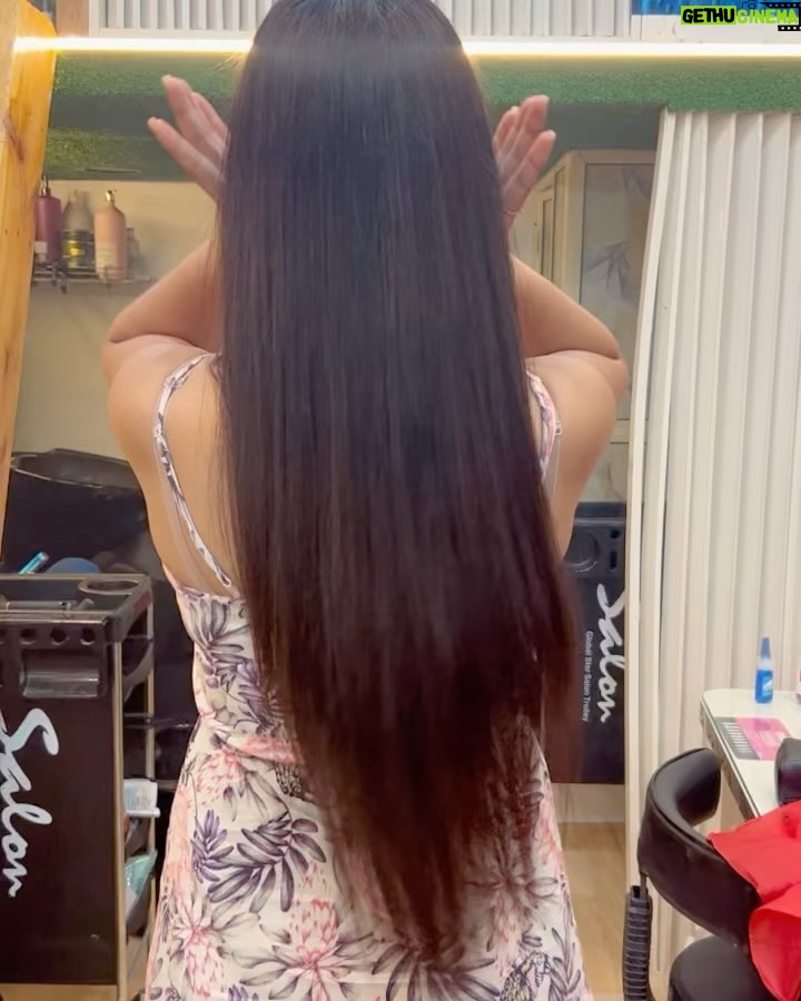 Alika Nair Instagram - Hair Transformation, blonde to Indian Dark Brown …. For An Advertisement Shoot . #keepsupporting #keepsmiling #keepsmiling #keeploving Mumbai, Maharashtra