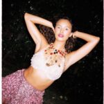 Alisha Boe Instagram - On film by @jonnybgreat Makeup: @ysabellesar Stylist: @alyssaon_ ❤️❤️