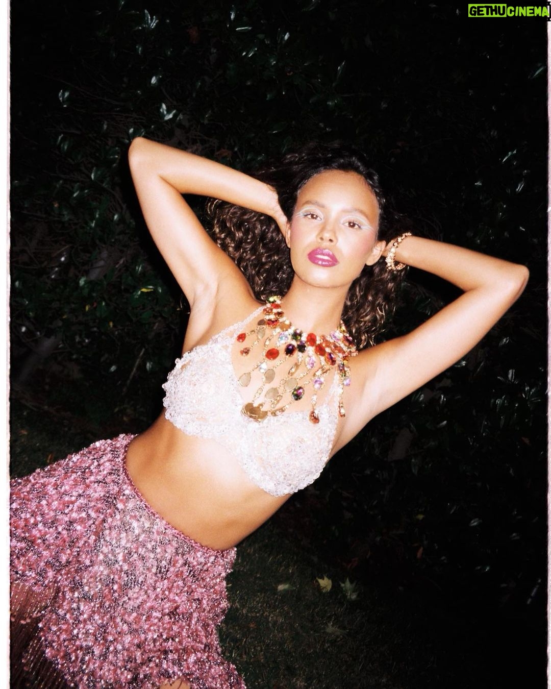 Alisha Boe - 236.6K Likes - On film by @jonnybgreat
Makeup: @ysabellesar
Stylist: @alyssaon_
❤️❤️