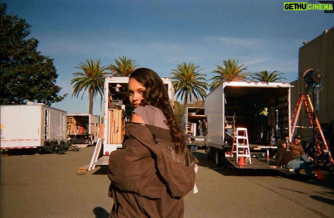 Alisha Boe - 210.3K Likes - Jess
