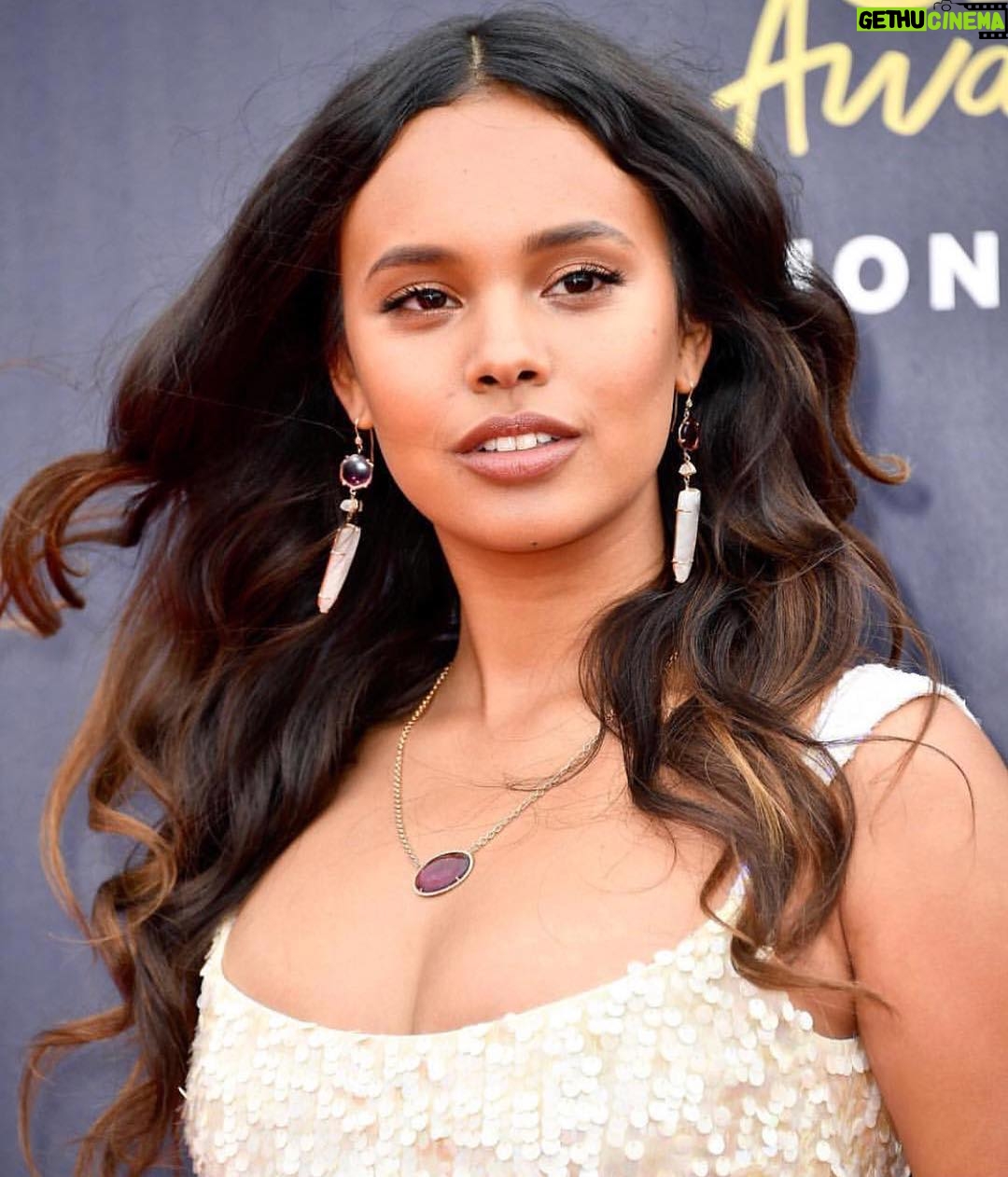 Alisha Boe - 702.9K Likes -