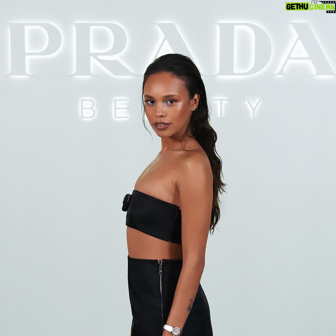 Alisha Boe Instagram - Blue bb 🩵 @pradabeauty #pradabeauty #pradabeautypartner Thank you for making me feel cuuuute @shaynagold @ikeyiap @itsamandalim Photos by my girl @japajew 🩵🩵🩵🩵