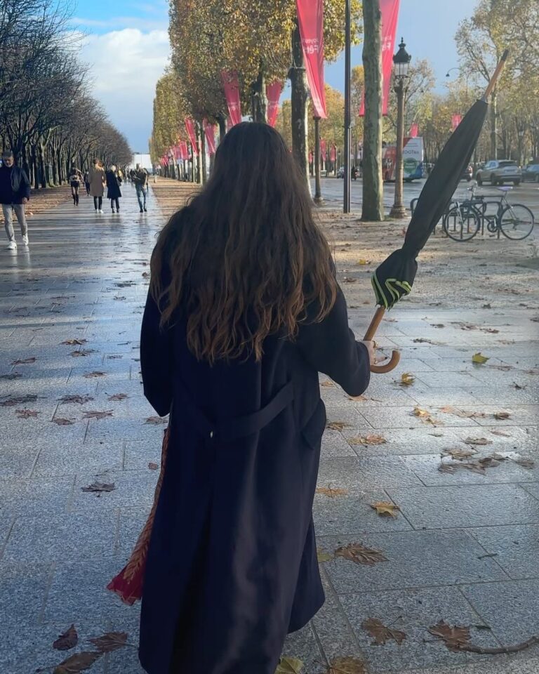 Alisha Boe Instagram - Thank you for such a fun time ❤️ @sephorafrance #sephorapartner #SephoraChampsElysees Paris, France