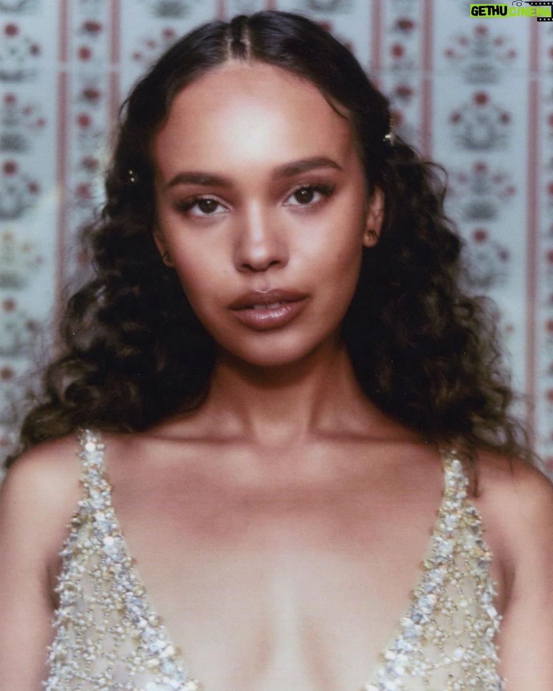 Alisha Boe Instagram - Paris with @miumiu was a dream. A beautiful collection, congrats ms. Prada and Fabio ❤️ so grateful to have witnessed it 🫶🏽 Thank you @priyasatiani for being the best date. Styling by my love @itsamandalim Hair by @naivashaintl Makeup by @harold_james Photos by @jeremybarniaud And a special appearance by the bougiest pussycat in Paris, Socrates. Paris, France