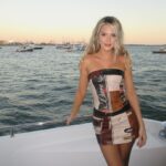 Alissa Violet Instagram - sup im on a boat