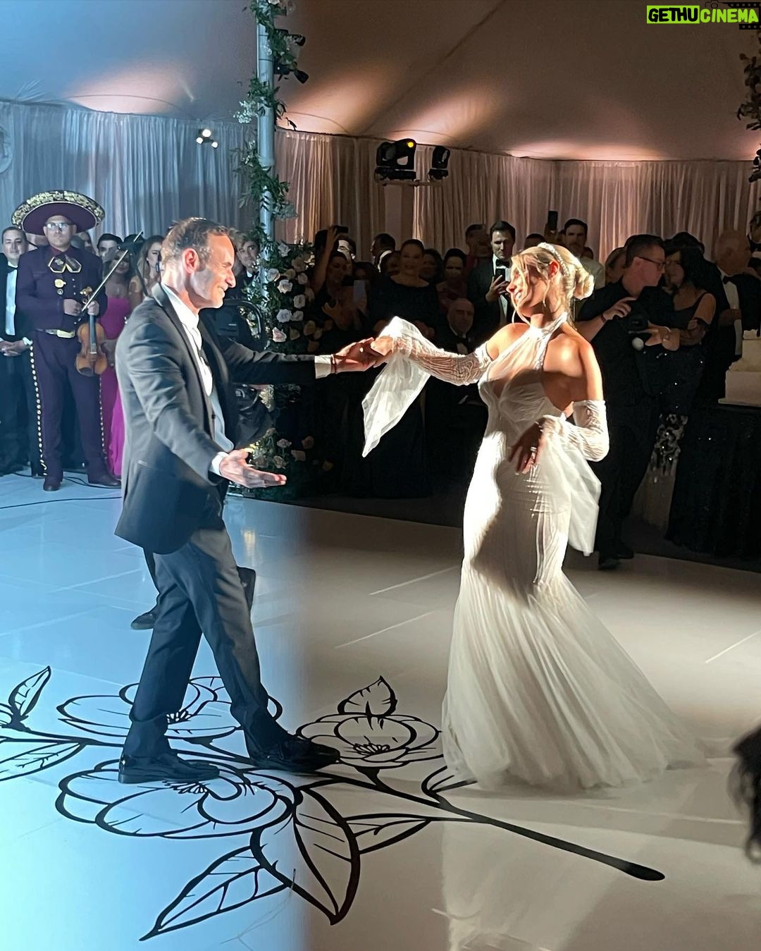 Alissa Violet Instagram - i love weddings! congrats @lelepons and @guaynaa š¤š iām so happy for you guys!!! Miami, Florida