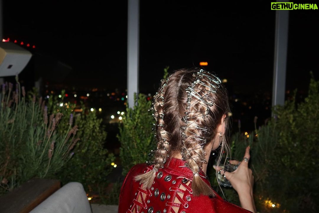 Alissa Violet Instagram - call me (9/16/22)