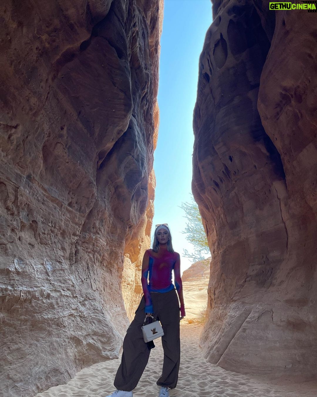 Alissa Violet Instagram - 🐪 Al H̱Egr, Saudi Arabia
