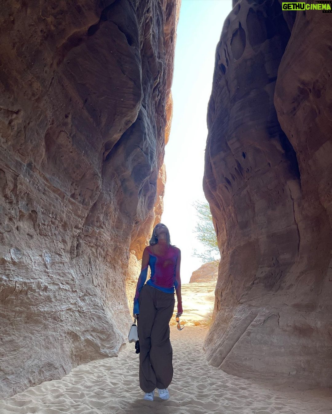 Alissa Violet Instagram - 🐪 Al H̱Egr, Saudi Arabia