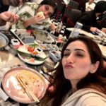 Alisshaa Ohri Instagram - Yes! We all love food!❤️⁣ ⁣ ⁣ ⁣ ⁣ ⁣ ⁣ ⁣ ⁣ ⁣ ⁣ ⁣ ⁣ ⁣ #AlisshaaOhri #Actor #Bollywood #FamilyTime #FoodLove