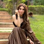 Alisshaa Ohri Instagram - Currently obsessing over cotton sarees 🥻🤍⁣ ⁣ ⁣ ⁣ ⁣ ⁣ ⁣ ⁣ ⁣ ⁣ #AlisshaaOhri #Actor #Bollywood #Saree #CottonSaree #Fashion #Traditional