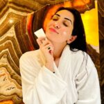 Alisshaa Ohri Instagram - Sundays call for a date with my skincare favourites. 💫⁣ ⁣ ⁣ ⁣ ⁣ ⁣ ⁣ ⁣ Products used: ⁣ @isclinical_india ⁣ @sulwhasoo.india ⁣ @crystaltomatoofficial ⁣ ⁣ ⁣ ⁣ ⁣ ⁣ ⁣ ⁣ #AlisshaaOhri #Actor #Bollywood #SkinCare #SelfLove