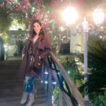 Alisshaa Ohri Instagram - feelin' the winter vibes ❄️✨⁣ ⁣ ⁣ ⁣ ⁣ ⁣ ⁣ ⁣ ⁣ ⁣ ⁣ ⁣ #AlisshaaOhri #Actor #Bollywoood #Winters #WinterVibes #ChillModeOn #WinterMagic