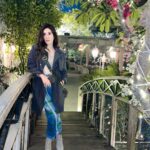 Alisshaa Ohri Instagram - feelin' the winter vibes ❄️✨⁣ ⁣ ⁣ ⁣ ⁣ ⁣ ⁣ ⁣ ⁣ ⁣ ⁣ ⁣ #AlisshaaOhri #Actor #Bollywoood #Winters #WinterVibes #ChillModeOn #WinterMagic