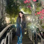 Alisshaa Ohri Instagram - feelin' the winter vibes ❄️✨⁣ ⁣ ⁣ ⁣ ⁣ ⁣ ⁣ ⁣ ⁣ ⁣ ⁣ ⁣ #AlisshaaOhri #Actor #Bollywoood #Winters #WinterVibes #ChillModeOn #WinterMagic
