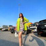 Alisshaa Ohri Instagram - Bold hues, brighter views 💚⁣ ⁣ ⁣ ⁣ ⁣ ⁣ ⁣ ⁣ ⁣ ⁣ ⁣ ⁣ ⁣ #AlisshaaOhri #Actor #BollywoodActress #Trending #Viral #Neon #Aesthetics #Model #InstaFashion