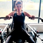 Alisshaa Ohri Instagram - Crushing chest day goal💯⁣ ⁣ ⁣ ⁣ ⁣ ⁣ ⁣ ⁣ ⁣ ⁣ #AlisshaaOhri #Actor #GymDay #Fitness #ChestDay #WorkOut #Motivation