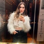 Alisshaa Ohri Instagram - When you look good and your mirror knows it ❤️ [Alisshaa Ohri, Bollywood, Actor, Outfit Ideas, OOTN, Look of the day, Explore, Instagram]