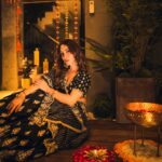 Alisshaa Ohri Instagram - Glowing with the diyas 🪔💫⁣ ⁣ ⁣ ⁣ ⁣ ⁣ Outfit: @shopmulmul⁣ ⁣ ⁣ ⁣ ⁣ ⁣ ⁣ #AlisshaaOhri #Actor #HappyDiwali #DiwaliCelebration #Diwali2023 #FestivalOfLights