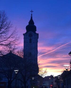 Alize Gördüm Instagram - Güzeller güzeli kız ✨ #pécs #baranya #nofilterneeded