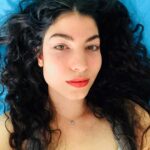 Alize Gördüm Instagram – #hopes #wishes #dreams and #lipsticks 🌺💫✨🧜🏻‍♀️