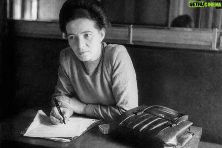 Allison Lin Instagram - Happy birthday to Simone de Beauvoir🐈⬛