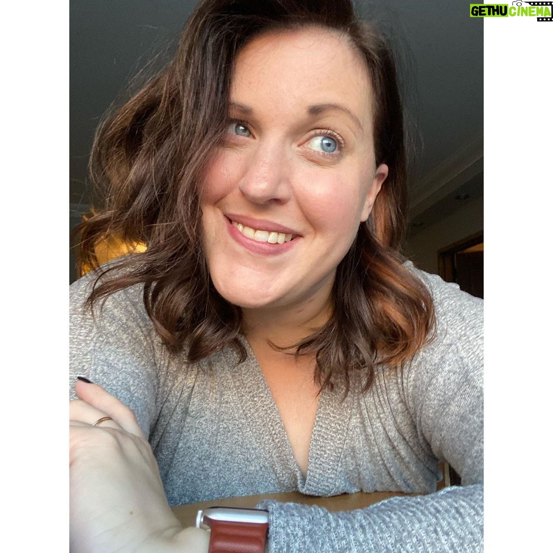 Allison Tolman Instagram - Have decided to run away and live as a bohemian xoxo West Village, NYC