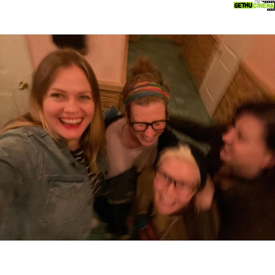 Allison Tolman Instagram - We were all in the same city at the same time so I forced everyone to take pictures in the bathroom. Some of them even turned out! But I like these better.