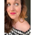 Allison Tolman Instagram – Oh shit, I was having so much fun learning about eye makeup I forgot about a sensible bold lip. 💄😍