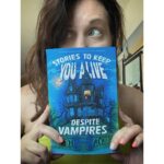 Allison Tolman Instagram - Very excited to learn this vital information that will keep me alive should I ever be trapped in a weird house by vampires who require me to entertain them with a scary story each night lest they kill me. Thank you, @bnacker. 🚫🧛🏻‍♂️🙏🏻 #StoriesToKeepYouAliveDespiteVampires