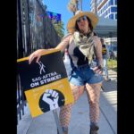 Allison Tolman Instagram - Me and the gorls at the end of the world (strike????). #PostApocalypticPicket
