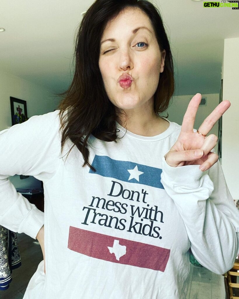 Allison Tolman Instagram - Headed to Netflix for the #TransTakeover in support of @wgawest. I heard there’s gonna be DOGS YOU GUYS.