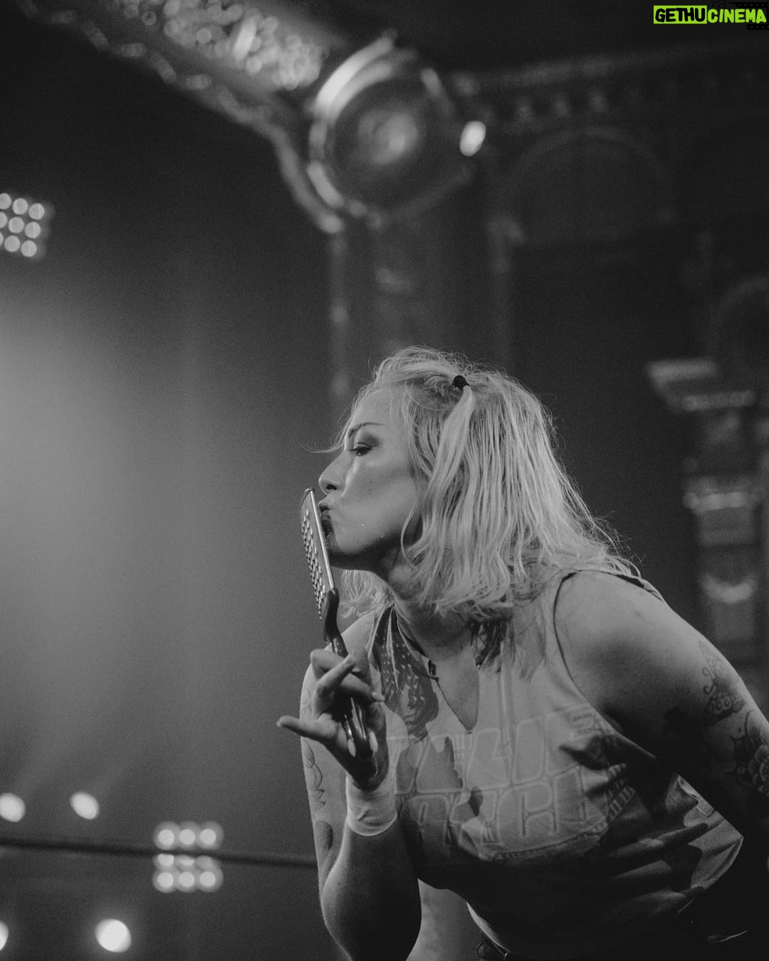 Allison Woodard Instagram - the sound that love makes . . . . #alliekatch #wrestling #womenswrestling #intergenderwrestling #tagteamwrestling #bussy #deathmatchwrestling #cheesegrater #montreal #canada #blackandwhite