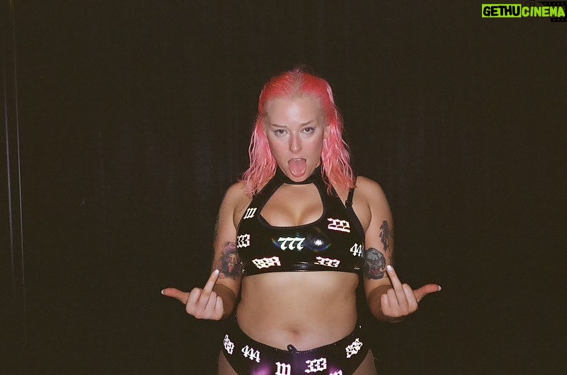 Allison Woodard Instagram - I ruined everything for you . . . #alliekatch #wrestling #womenswrestling #intergenderwrestling #tagteamwrestling #bussy #photography #boysnightout