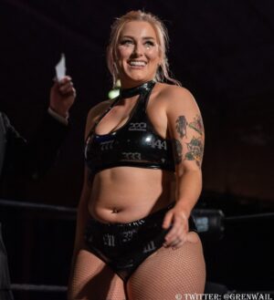 Allison Woodard Instagram - and if i could give you the moon, i would give you the moon
.
.
.
.
.
#alliekatch #wrestling #womenswrestling #intergenderwrestling #tagteamwrestling #beyondwrestling #phoebebridgers