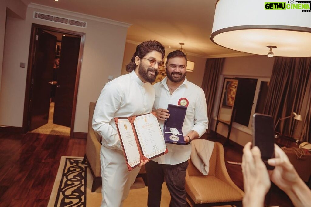 Allu Arjun Instagram - Memorable Day with my most favourite people 🖤 #nationalawards #nationalawards2023