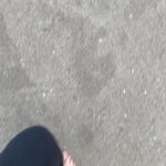Alma Hätönen Instagram – Aattelin, että teen sellasen ”olipa kyllä ihanan tapahtumarikas reissu Espanjaan” postauksen, mut kuten näistä kuvista näkee: Ei ollut! Kävin rannalla kerran, läppärin ääressä kävin senkin edestä🤓

mutta oli ihanaa nähdä äitiä ja hänen kumppaniaan sekä opiskella rauhassa ilman arjen kiireitä. Et ehkä oliki kyl aika ihanaa vaikka ei tapahtumarikasta💜 

Ylihuomenna on sitten psykan ja logopedian pääsykokeet. Olo on rauhallinen, se on tehty mikä on ollut tehtävissä eikä se etukäteen stressaamalla muuksi muutu. Koe voi olla mitä tahansa. Muutenkin meen lähinnä treenaamaan koetilannetta tulevaisuutta varten. Hienoa ja aivan parasta, jos siitä seuraa jotain, mutta oon ymmärtänyt, että näille aloille haetaan usein about 2-7x ennen sisäänpääsyä, joten otan aika chillisti🧘‍♀️ OKEI PAKKO LISÄTÄ ET MYÖS JOKA VIIDES MINUUTTI JÄNNITTÄÄ IHAN PERKULEESTI. 
Mut sit taas ihan chill 🌊🌊🌊