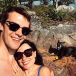 Alma Hätönen Instagram – LOL ME MENTIIN VIIME VIIKOLLA KIHLOIHIN 💍 

Shantin mielestä ainaki aivan hauska! Myös sormessa kimalteleva kahden euron purkka-automaattisormus oli ihan hauska ja myös se et Jaakon piti pyöräyttää sitä purkka-automaattia joku viis kertaa et sai hyvän sormuksen niin lopulta oli JOPA kymmenen euron purkka-automaattisormus! 

MUTTA KAIKKEIN HAUSKINTA TÄSSÄ ON SE ET ME MENNÄÄN NAIMISIIN!🥹❤️ Lappi