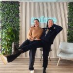 Alma Hätönen Instagram - 👻IT’S A WRAP! 👻Tultiin vaan kertomaan tuottajani Paukin kanssa, että nyt on koko @yopuolentarinoita -kausi äänitetty 🥹 12 jaksoa pelkkää täyttä Yöpuolen iloittelua🙌 En malta oottaa, että kuulette loputkin tämän kauden jaksot!✨💜 Joko oot ottanut uuden kauden haltuun?