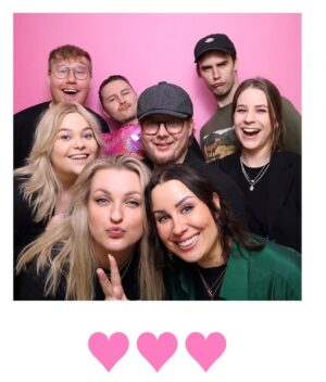 Alma Hätönen Instagram - VOI MITÄ RAKKAITA 💜
