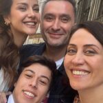 Alp Akar Instagram - Mükemmel bir projenin daha sonuna geldik herkesin ellerine, emeğine, yüreğine, sağlık buraya bir Yusuf bırakıyorum. İyi ki varsınız iyi ki yollarımız kesişmiş sevgiyle @serdargozelekli @senemzencir @bahadirince @nurdannerez @goldfilmyapim @yurekcikmazitrt @trt1 @atike_hinclier_cosan @vilmer67 #aylahaciogullari @toprak_karaoglu @actorsmanagement 🚀
