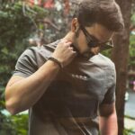 Alp Navruz Instagram -